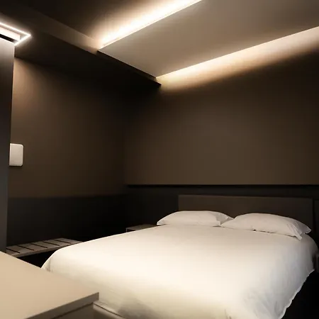 G-rooms 4* Foggia